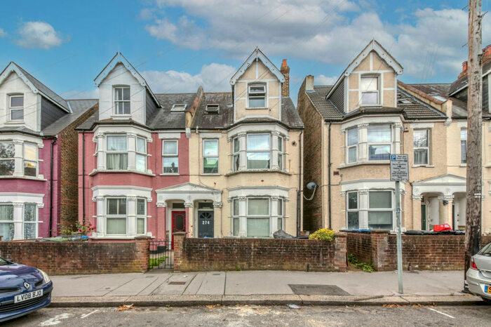 2 Bedroom Apartment For Sale In Holmesdale Road, London, London, SE25