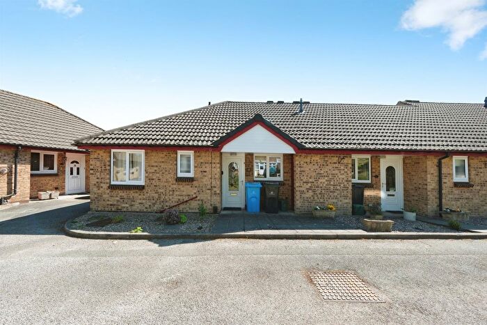 2 Bedroom Terraced Bungalow For Sale In Carsington Mews, Allestree, Derby, DE22