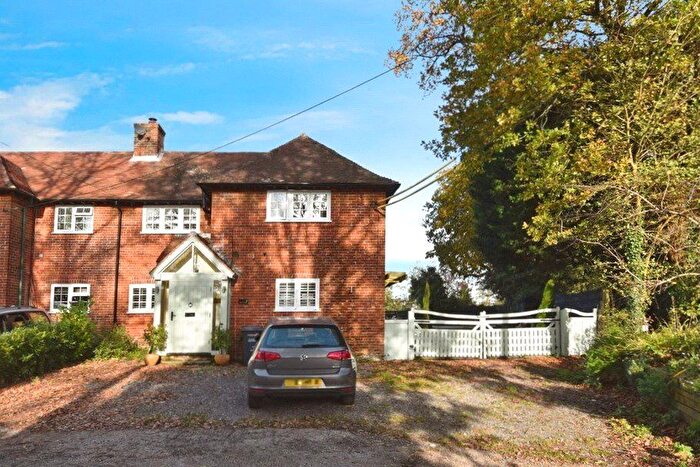 3 Bedroom End Of Terrace House For Sale In Awbridge Hill, Awbridge, Romsey, Hampshire, SO51