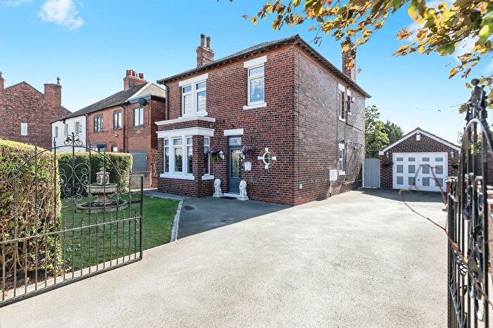 3 Bedroom Detached House For Sale In Womersley Road, Knottingley, WF11