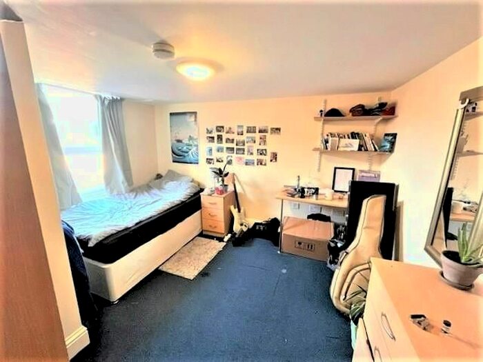 7 Bedroom Terraced House To Rent In Luton Road, Bournbrook, Birmingham, B29