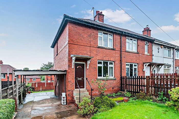 2 Bedroom Terraced House For Sale In Syke Avenue, Earlsheaton, Dewsbury, WF12
