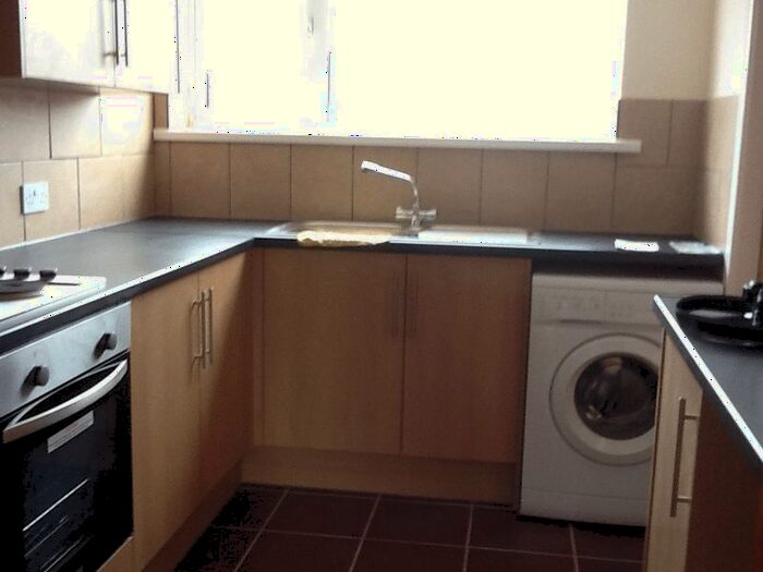 2 Bedroom Flat To Rent In Fieldhouse Drive, Muxton, Telford, TF2