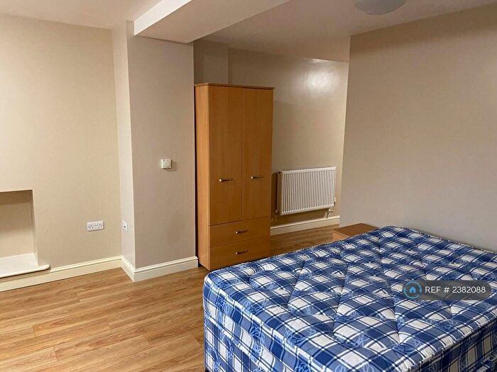 Studio To Rent In Dover Place, Bristol, BS8