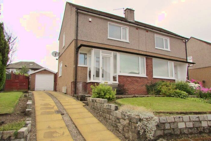 2 Bedroom House To Rent In Semi Detached Bed @ Oak Avenue, G61