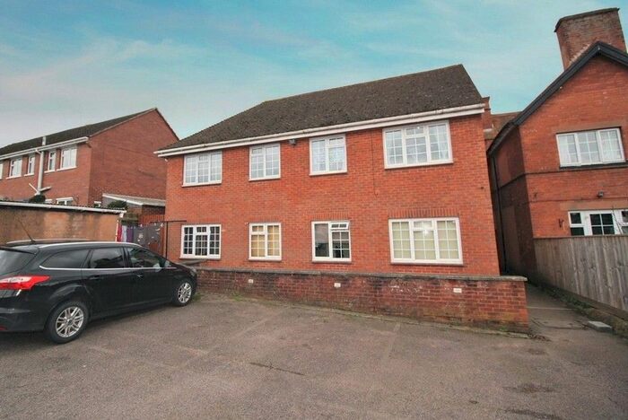 2 Bedroom Flat To Rent In Topsham Road, Exeter, EX2