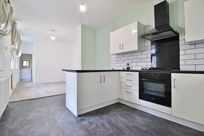 2 Bedroom Terraced House For Sale In Grove Road North, Southsea, PO5