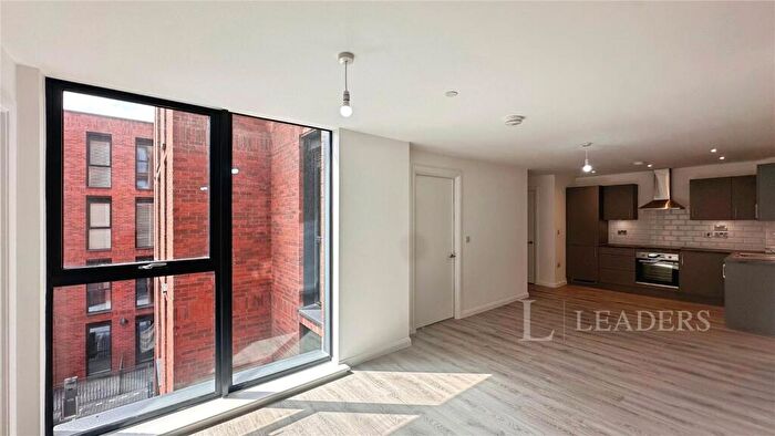 2 Bedroom Flat To Rent In Darwin Street, B12