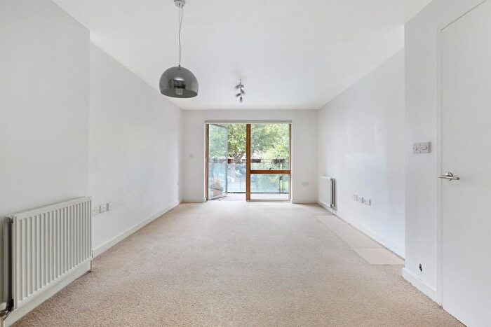 1 Bedroom Flat For Sale In Frean Street, London, SE16