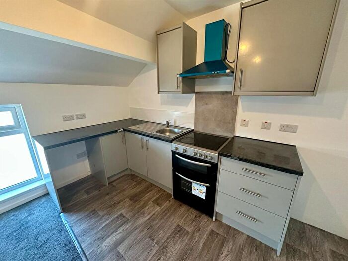 1 Bedroom Flat To Rent In Bridge Street, Burnley, BB11