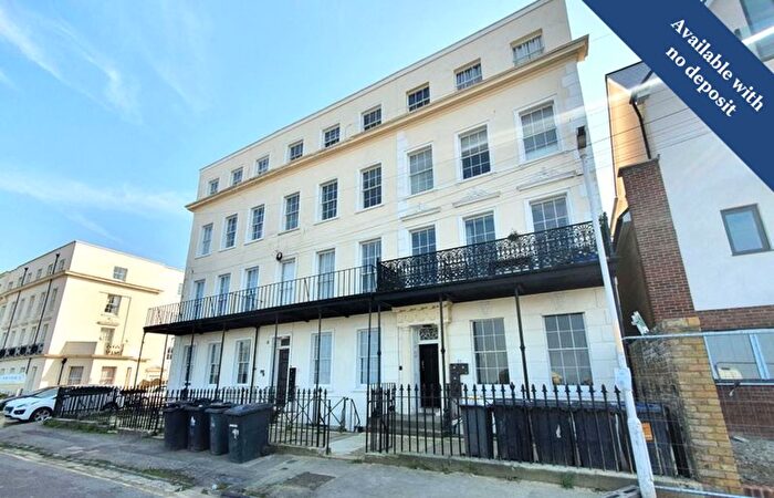 1 Bedroom Flat To Rent In St. Georges Terrace, Herne Bay, CT6