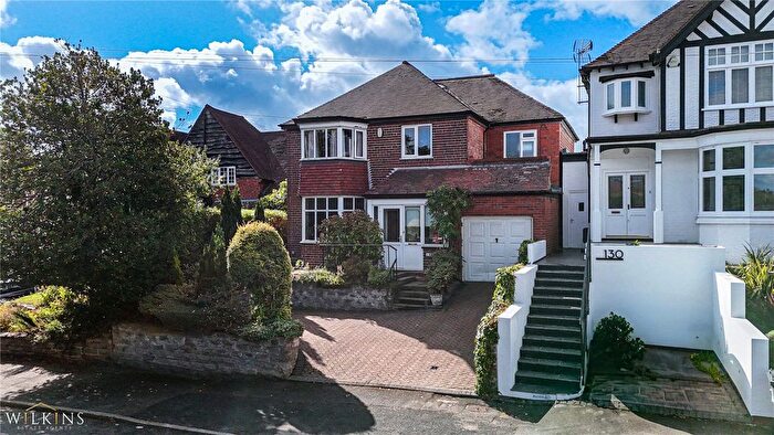 4 Bedroom Detached House For Sale In Penns Lane, Sutton Coldfield, West Midlands, B72