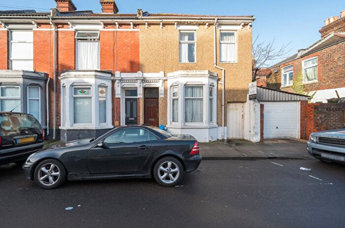 5 Bedroom End Of Terrace House To Rent In Harold Road, Southsea, PO4