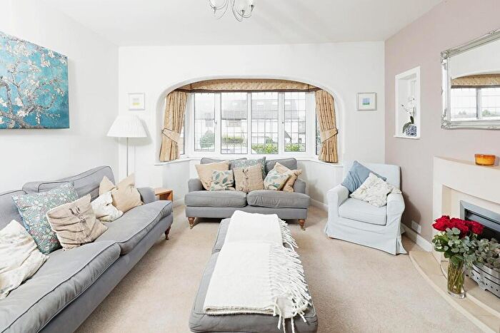 5 Bedroom Detached House For Sale In Clarence Road, Sutton Coldfield, B74