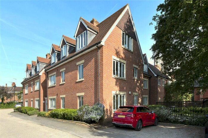 2 Bedroom Apartment To Rent In Balgove Court, Eden Grove, London, NW10