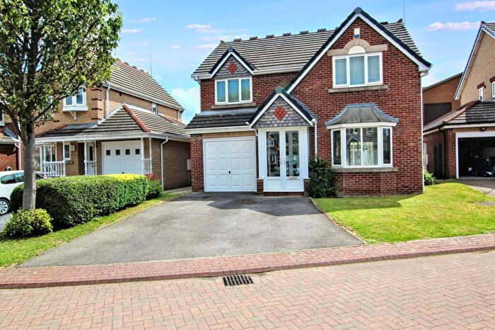 4 Bedroom Detached House For Sale In Whitley View, Ecclesfield, Sheffield, South Yorkshire, S35