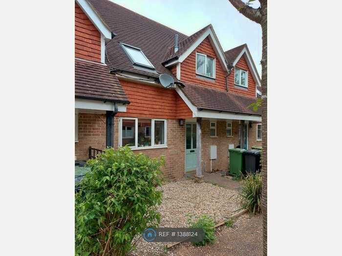 4 Bedroom Terraced House To Rent In Mitre Way, Battle, TN33