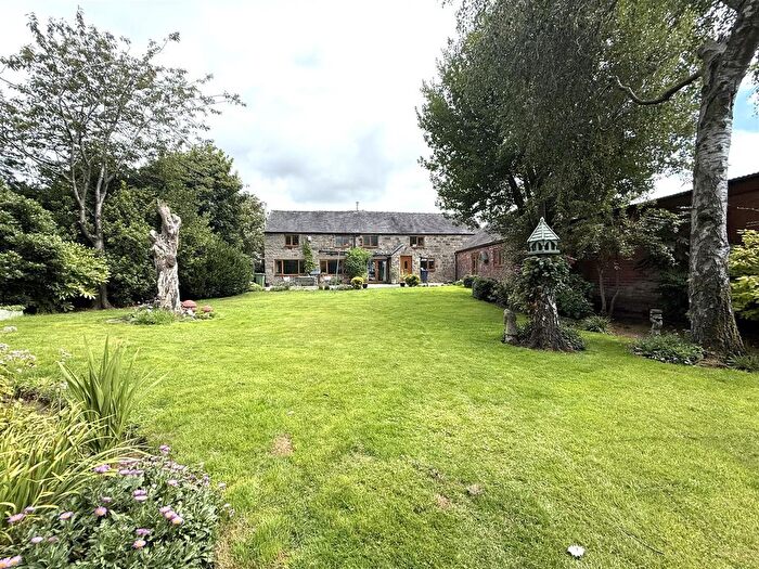 8 Bedroom Property For Sale In Belper Road, Bargate, Belper, DE56