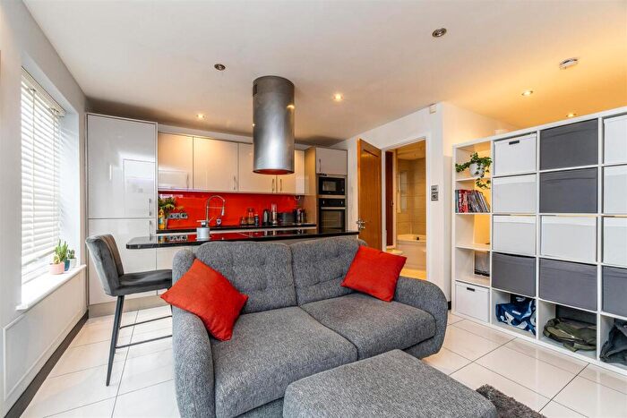1 Bedroom Terraced House For Sale In Pierrepont Court, Trent Boulevard, West Bridgford, NG2