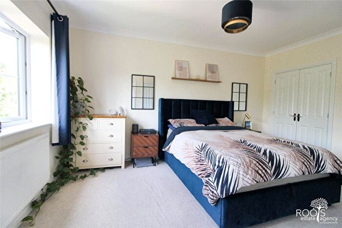4 Bedroom Terraced House For Sale In Capability Way, Greenham, RG19