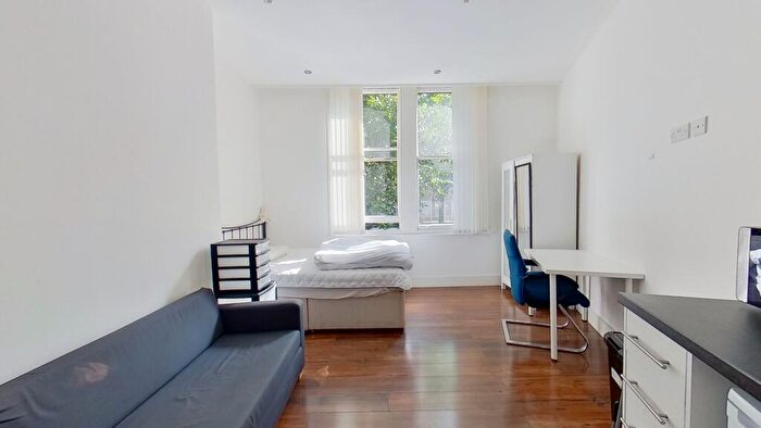 1 Bedroom Apartment To Rent In Victoria Chambers, St Peters Churchyard, Derby, DE1