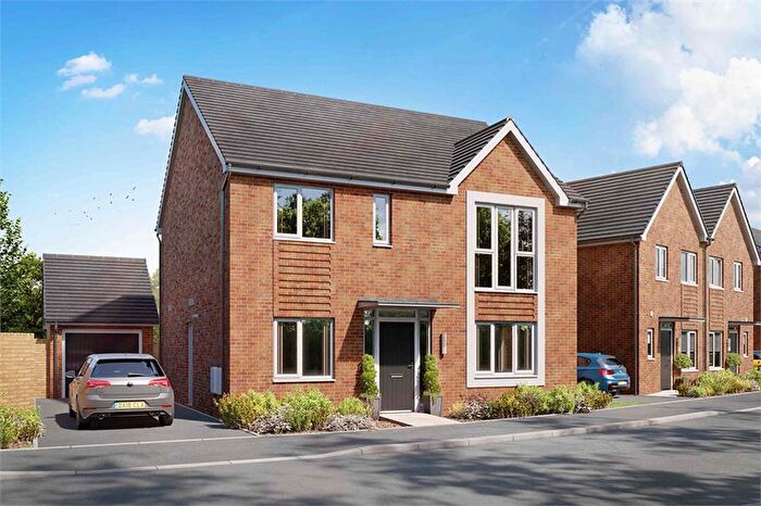4 Bedroom Detached House For Sale In Farnsworth Drive, Clay Cross, S45