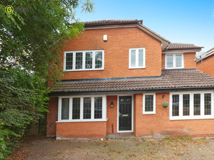 4 Bedroom Detached House For Sale In Moat Drive, Drayton Bassett, B78