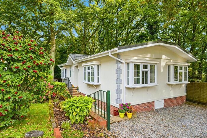2 Bedroom Park Home For Sale In Bittaford Wood, Bittaford, Ivybridge, PL21