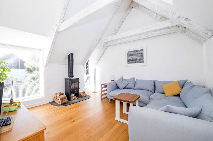 2 Bedroom End Of Terrace House For Sale In Beachfield Cottages, Long Rock, Penzance, Cornwall, TR20