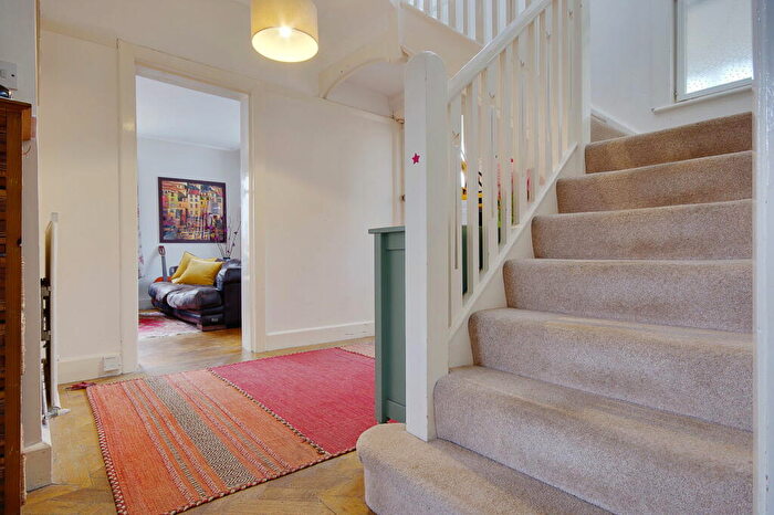 5 Bedroom Detached House For Sale In Montague Road, Bournemouth, BH5