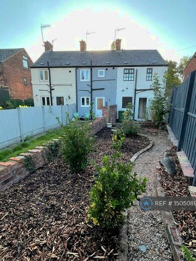 2 Bedroom End Of Terrace House To Rent In Victoria Street West, Chesterfield, S40