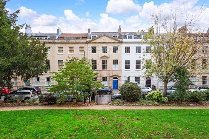 2 Bedroom Apartment For Sale In Caledonia Place | Clifton, BS8