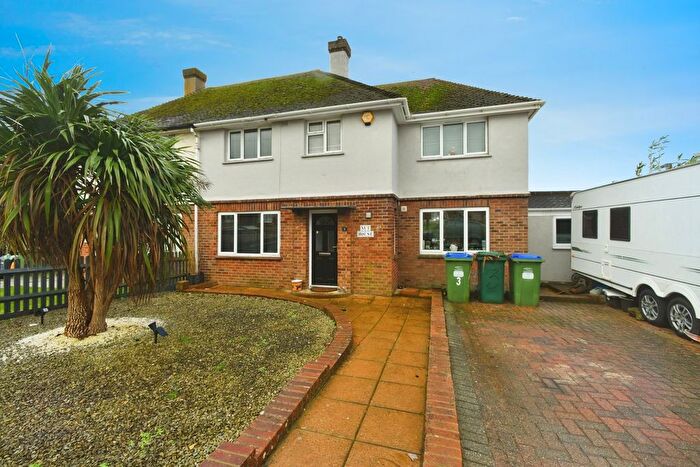4 Bedroom Semi-Detached House For Sale In Grassmere Avenue, Telscombe Cliffs, Peacehaven, BN10