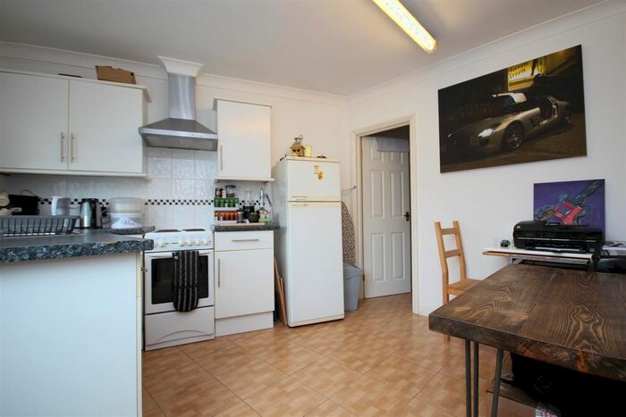 Studio To Rent In Friars Place Lane, Acton W3