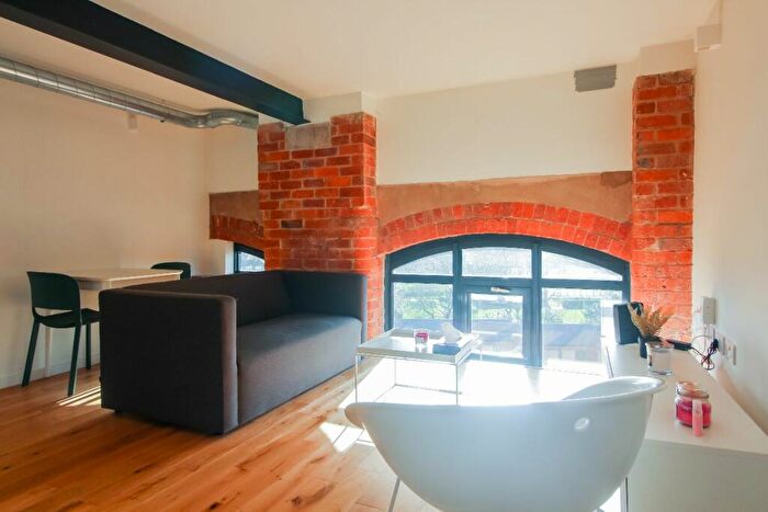 1 Bedroom Apartment To Rent In Elisabeth Mill, Elisabeth Gardens, Stockport, SK5