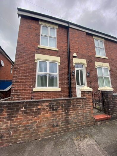 3 Bedroom Semi-Detached House To Rent In Stonebank Road, Kidsgrove, Stoke-On-Trent, ST7