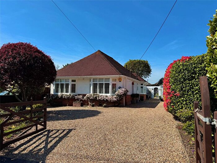3 Bedroom Bungalow For Sale In Kennard Road, New Milton, Hampshire, BH25