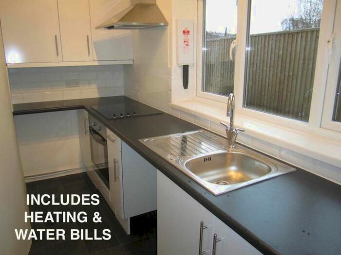 1 Bedroom Flat To Rent In Powderham Crescent, Exeter, EX4