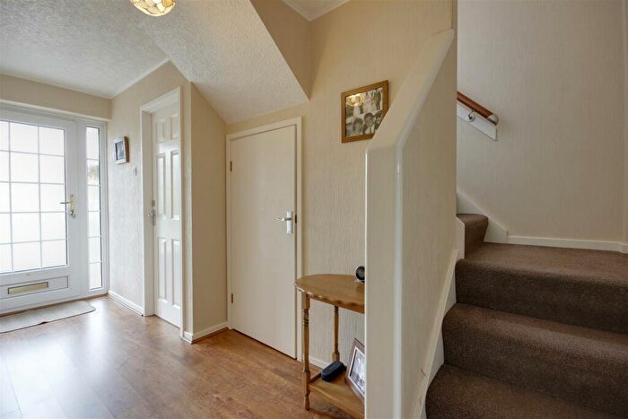 4 Bedroom Detached House For Sale In Briar Close, Newport, HU15