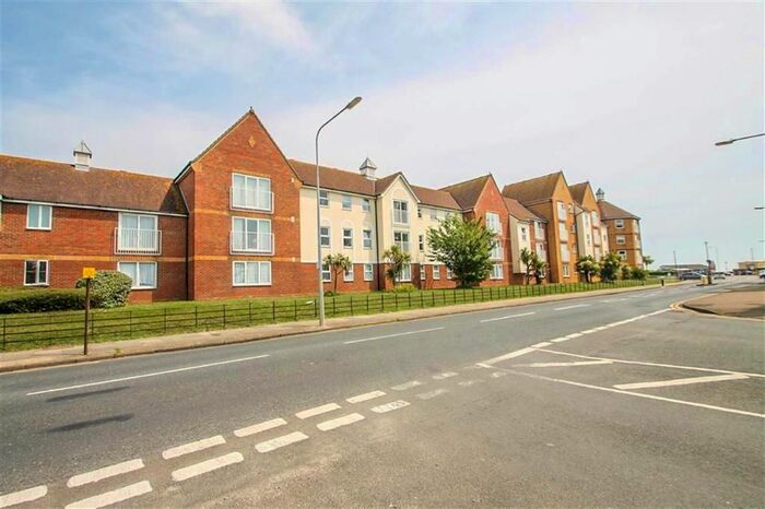 2 Bedroom Maisonette To Rent In West Road, Clacton-On-Sea, CO15