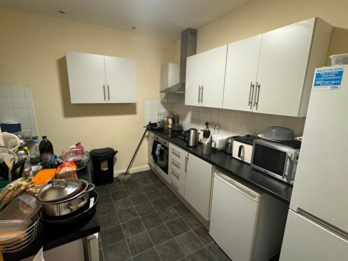 Block Of Flats To Rent In Clarendon Road, Leeds, LS2