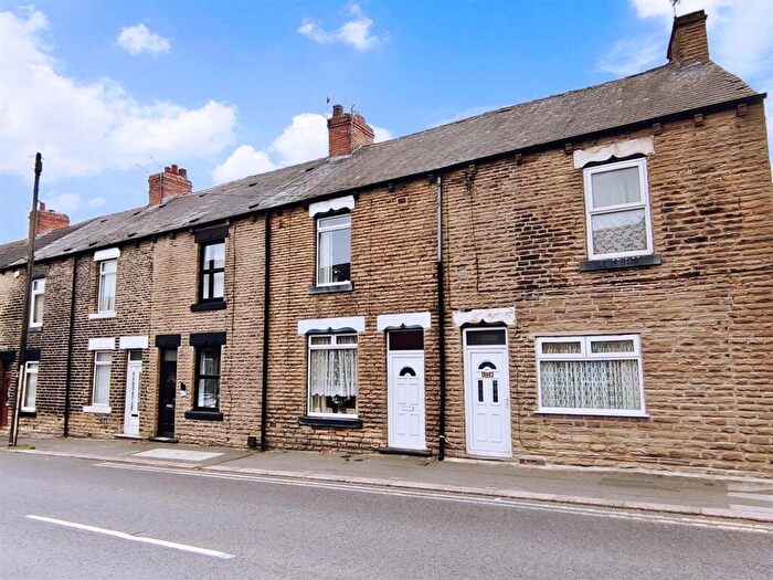 2 Bedroom Terraced House For Sale In Pontefract Road, Cudworth, Barnsley, S72