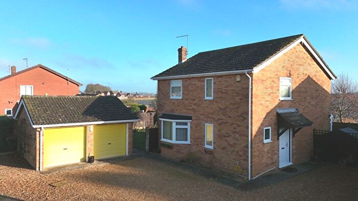 4 Bedroom Detached House For Sale In Town Farm Close, Pinchbeck, Spalding, PE11