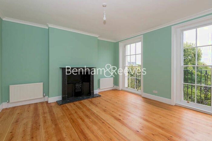 3 Bedroom Flat To Rent In Southwood Lane, Highgate, N6
