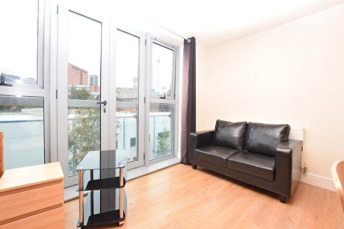 Flat To Rent In White Croft Works, Furnace Hill, Sheffield, South Yorkshire, S3