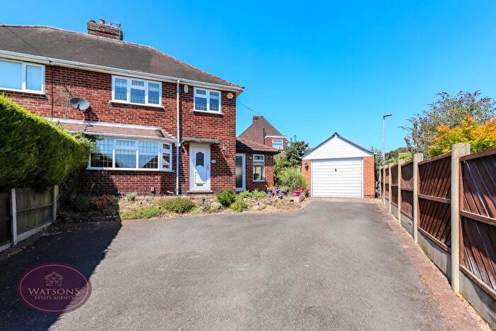 3 Bedroom Semi-Detached House For Sale In Sedley Avenue, Nuthall, Nottingham, NG16