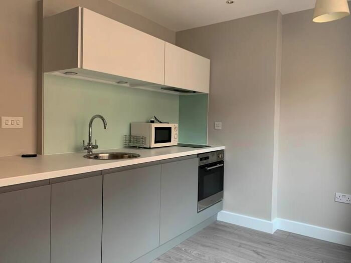 1 Bedroom Flat To Rent In Manor Mills, Leeds, LS11