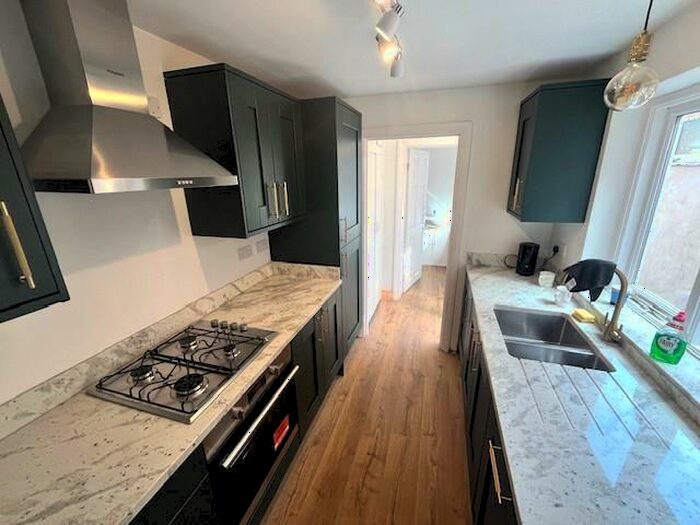 3 Bedroom End Of Terrace House To Rent In Bull Street, Harborne, B17