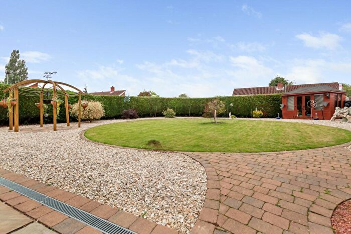 3 Bedroom Bungalow For Sale In Meadow Close, Goxhill, North Lincolnshire, DN19
