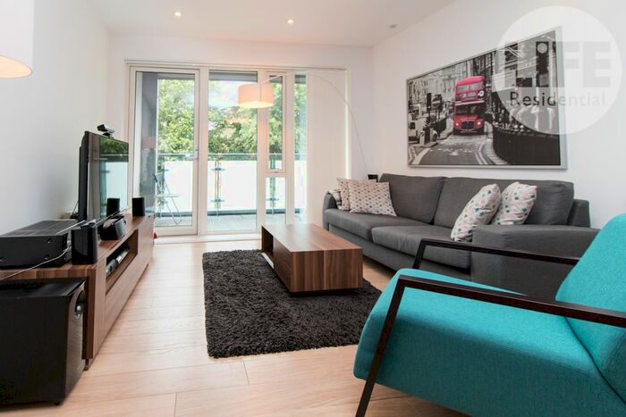 2 Bedroom Flat To Rent In Sidney Road, Stockwell, London, SW9